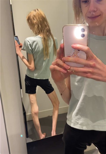 Ein Tag in Witten: Osterdeko und Karnevalskostüme