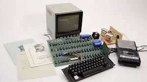 Working Apple 1 Computer Sells for Record Auction Price of $671,400