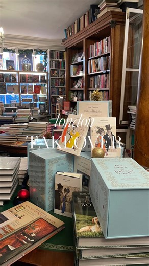 Elle Italia on Instagram: "Essere una piccola libreria indipendente, compiere 90 anni e continuare a fare business come se Amazon e decenni di crisi finanziarie non fossero mai esistiti è già di per sé una notizia. Ma di Heywood Hill forse avrete sentito parlare perché sui quotidiani italiani è diventata la bookshop che offre un “personal trainer intellettuale”. La libreria nella quale si dice che la regina Elisabetta II fosse solita acquistare le sue letture è tornata sulle pagine dei giornali