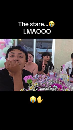 Mmm🤨 #ezzmoyoyo #ezzmoandyoyo #twitchclips #tiktok | yoyo and ezzmo