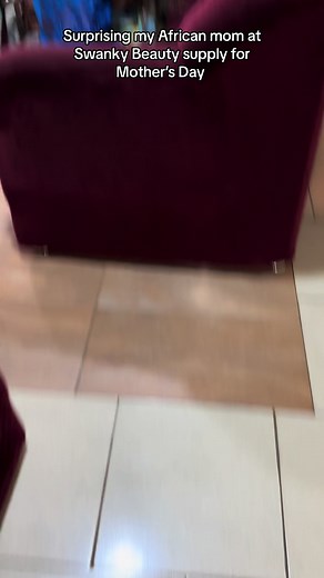 Happy Mother’s Day to all mothers🫶🏿.Thank you @Jill for the surprise.#fyp #foryou #viral #ghanatiktok🇬🇭 #reaction #relatable