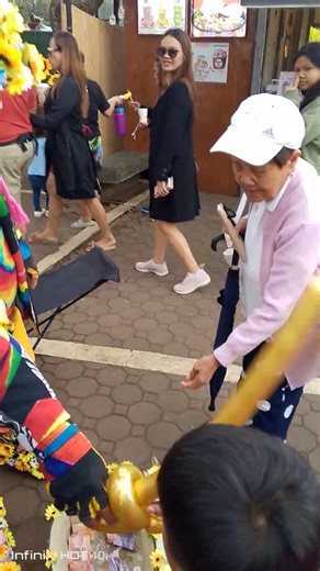 wow #sword #balloon #clown #entertainment #happy #mime #baguiocity