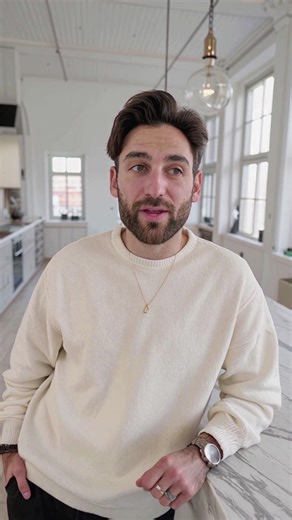 Most golfers spend thousands trying to fix their swing… New driver. New irons. Lessons. Training aids. But what if the real problem isn’t your swing at all? Fatigue wrecks focus. Dehydration kills consistency. Brain fog destroys decision-making. By the back nine, most players aren’t even playing the same game anymore. Eagle Juice was built for golfers who want to stay locked in from the first tee shot to the final putt. Hydration for endurance. Natural caffeine for smooth energy — no jitters. Li