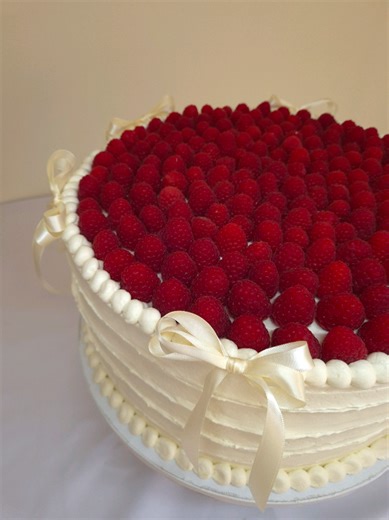 Timeless Wedding Cakes for 2025 and 2026 Celebrations