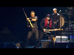 Bruce Springsteen: Mandela Was The Real Boss