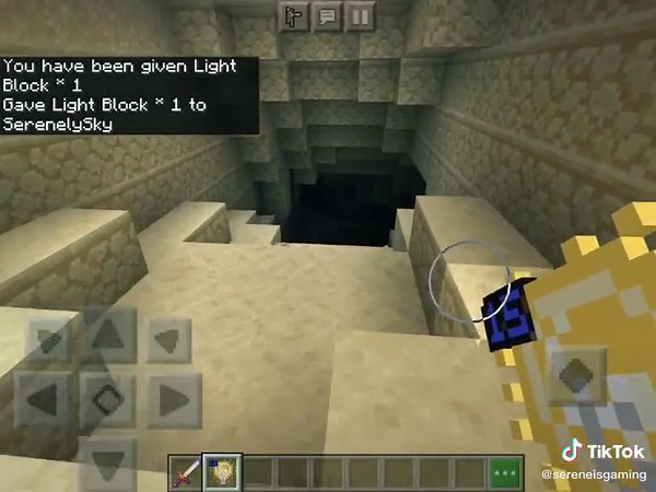 Minecraft Command: Break Blocks with Light Brightness