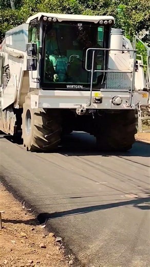 WR240 cold reyscler machine #construction #india #machine #trending #viral #youtubeshorts #machin