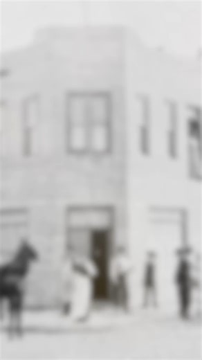 How things have changed through the decades! Back in 1906, room and board at the then Hotel Nevada was just $1 per day. Join Sam as she uncovers more fun facts during her visit to the Golden Gate Hotel and Casino, the oldest casino in downtown Las Vegas. | Spirit of Nevada