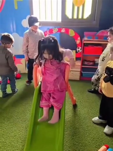 Top Benefits of Enrolling in Play Group Programs