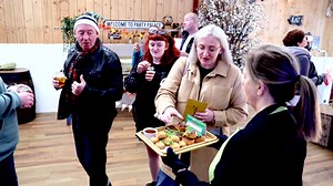 13 reactions | Do you picture yourself saying 'I do' in a Winter...