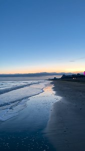 Questa sera! 😍 una camminata in spiaggia con il suono delle onde e del mare… 🥰 #lignano #lignanosabbiadoro #mare #spiaggia #inverno #tramonto #friuliveneziagiulia | Lignano Sabbiadoro