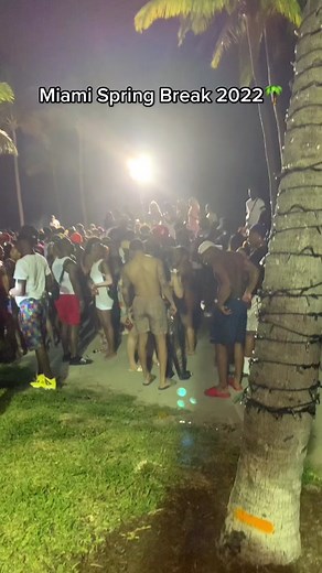 Miami Spring Break 2022🌴 #superlit #miamibeach #miami #miamispringbreak #miamispringbreak2022 #lit #305 #305miami🌴🍊💦 #southbeach #blockparty #50states #drip #macysownyourstyle #lifestyle #experience #80degrees #2022 #busfare #baltimore #ybsskola #whiteboy #roddyricch #rackzz #ygteck #noexcuses #ntsniera #ntsthebrandllc #fire #clubexchange #prettygirl #food #parties #miamilife #palmtrees #southbeachmiami