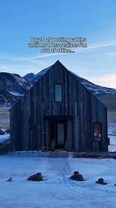 If this is wrong, I don’t want to be right. Day 3 of 12 Days of Cabins drops us into Montana, where this modern-western hideaway gives you big sky views and cowboy-movie energy. Minutes from Chico Hot Springs and an easy jump to Yellowstone, it’s your base camp for soaking, dancing, wandering, and stargazing. Inside, it’s all warm finishes and wide open calm, built for unwinding after the day’s adventures. 👇Tag someone you want to stay here with 🎥@grantpittman 📍Pray, Montana | Vrbo