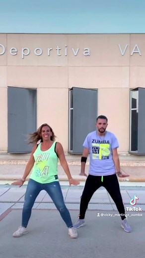 #Bombon #daddyyankee #zumba #fyp #fypシ #reggaeton #danse @Neko Salvatore