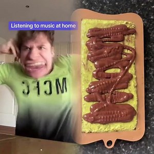 When you listen to music at home 😂 #fyp #foryou #funny #laugh #music