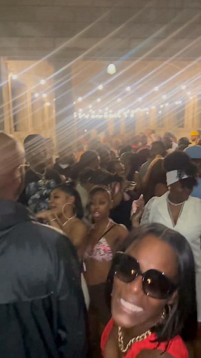 This was me and Kiki White party in the summer 😩🍾🥳 who wanna come to our New Year’s Eve Party 👀👀 | Maine Robinson