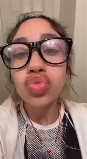 RT @NuttyHOF: Pretty lightskin cum demon gets her phat nutty DSLs extra wet and ready to suck every last drop of thick nut out your stiff c…