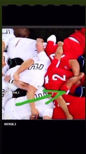 ScrumX on Instagram: "The wonderfully strange tight head. Why do they have different bind set ups? . Here’s a few examples of binds that all have different possible outcomes. All from a slight change in bind and arm placement Clip 1 - palm up. This give a very loose connect to the hooker. Why? Confidence for one but it’s to do with the natural rotation of the shoulder. It’s helps promotes the body and head far more square and out to the right. (Try it when your sitting there.) palm down and grip