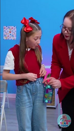 📚 The Ultimate Classroom Trick You Need to Know! 🤯✂️ #Shorts #LifeHack