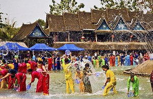 泼水节：傣族的文化魅力