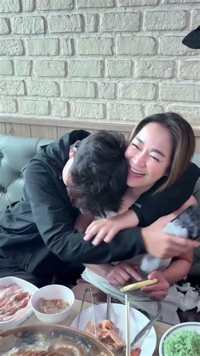 ตีกับคู่ปรับนิดหน่อย #แม่จูน4ออ #เปิ้ลนาครศิลาชัย #ออก้า