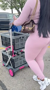 Your own personal shopping cart 🛒 Grocery shopping is much easier and organized now Be smart. Take this cart. Whether picnic, shopping, band rehearsal, in your company or business: one push of a button, endless possibilities. #You decide where you want to show its strength. A sturdy construction made of aluminum and plastic gives maximum stability. Transportation becomes an experience and so easy that you’ll want to leave your car behind. Because is set up for the future: Contemporary, ergonomi