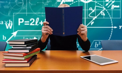 Ground School vs Flight School: What's the difference? - Pilot Institute