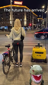 Nos invaden los robots #viralreelsシ #fypシ #robot #risas | Angelitos de las calles