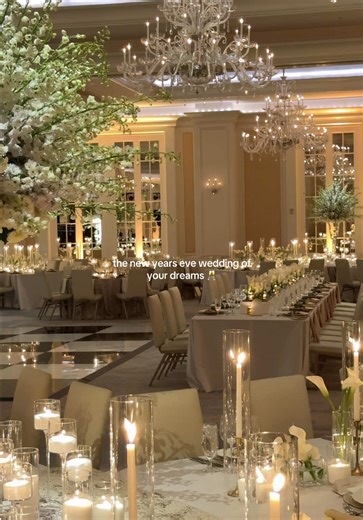 Inspiration for Your New Year's Eve Wedding