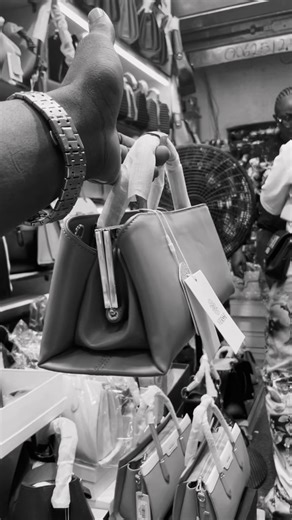 We are located at @ Noslink Plaza , Shop 6 Dubai Line ( UPSTAIRS ) ( 2ND GATE ) OCHANJA CENTRAL MARKET, ONITSHA, Anambra State . Ask of PASADO ☎️ 📞 234 9067068879 #wholesale & Retail 📍 #fyp #affordablebags #luxury Disclaimer!!! As required by law, I am not an authorized dealer and have no affliction, sponsorship or any partnership with any of the designer brands listed on my page . All trade name, trade marks, pictures, and logos are used for descriptive purposes only and are registered tradem