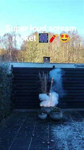 super loud scream rocket 🚀🎇🧨🔥 #pyrotechnica #fireworks #2026 #eventpyrotechnik #pyro #firecracker