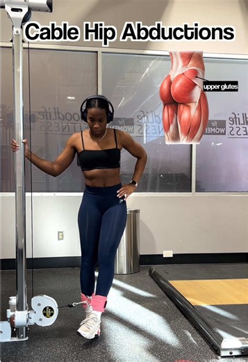 If you’re not adding one of these glute isolation exercise at the end of your leg day, this is your sign to start! Aim for 12-15 reps for each leg and always start your set with the weaker leg ☺️