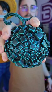 J'ai mangé le Fruit de la Création 3D... le Poly-Poly no Mi ! 🍎⚡️ Désormais, tout ce que je dessine devient réel. Pour donner vie à ce projet, je collabore avec @xencelabs qui m'a équipé de leur Pen Display 24 🖥️✍️ ( Produit offert ) C'est un monstre de technologie. Passer sur cet écran 4K avec zéro parallaxe, c'est redécouvrir le sculpting. La sensation de glisse est parfaite et la précision du stylet m'a permis de gérer tous les détails géométriques de ce fruit sans galérer. C'est officielle