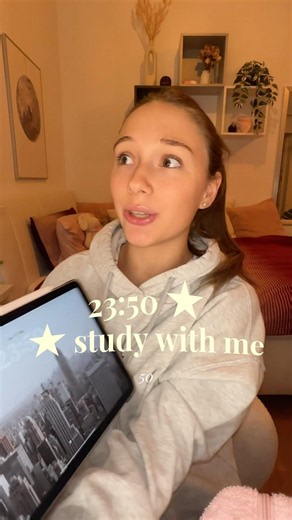 23:50 study with me vlog!!📚🕯️🎀#studywithme #studyvlog #ytshorts #latenightstudy #mathe #studytok