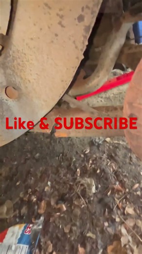 1986 Pontiac Grand Prix Broken Lower control arm #pontiacgrandprix #gbody #gbodynation #mechaniclife