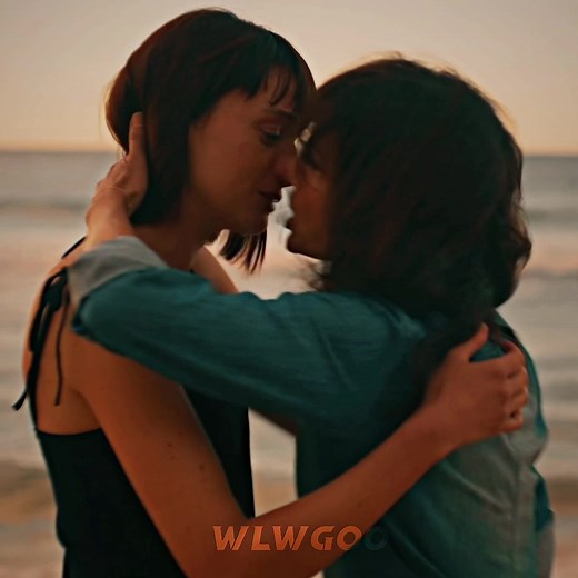 Leopard Skin Transformation: Alba and Batty Edit feat. Carla Gugino & Gaite Jansen