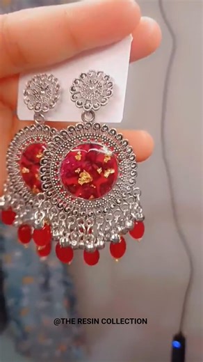 Making Resin Earring 💞.#resinart #resinjewelry #resinartist #youtubeshorts #viralshorts #trending