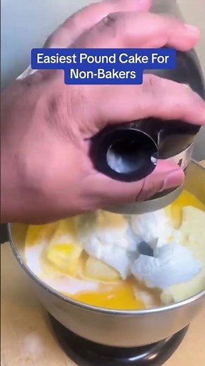 This Easy Sour Cream Poundcake is a Southern Baking Secret 🍋✨| Easy Cake Recipe