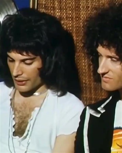 I could listen to Freddie's soft speaking voice for hours. He's so sweet and beautiful in this interview, and his laugh.. .really melts your heart💕 🎥 Queen interview in Perth, Australia, 1976 . . . #freddie #freddiemercury #farrokhbulsara #queen
