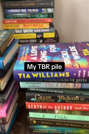 The Dog Eared Book on TikTok