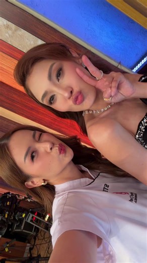 With the Queen of Masterchef Indonesia Season 13 🎂✨@Karen Carlotta