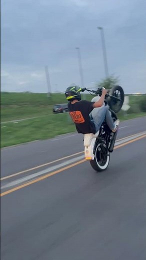 Chopper massive #wheelie scrape full video on channel #wheelie #streetracing #yamaha #bikelife