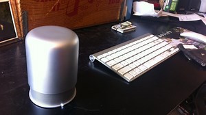 Review: Hidden Radio speaker brings the sleek, but twist design a bit weak