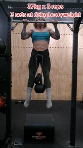 Female Bodybuilder Does Weighted Pull Ups with 102kg Total Weight