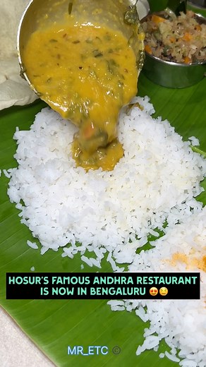 Dish in 🖼️: Mushroom Sholay Kebab, Gobi Chilly, Babycorn Kebab, Veg Biryani, Andhra Meals Location 🚩: Amaravathi Palace, WH5X 3QF, Sarakki Industrial Layout, Dollar Layout, 3rd Phase, J. P. Nagar, Bengaluru, Karnataka 560078 Price 💰: Approx ₹800/- for 2 ETC Ratings 😋: 🌟🌟🌟🌟 . . Amaravathi Palace in JP Nagar offers a warm, family-friendly dining experience rooted in authentic Andhra cuisine. Known for its bold, spicy flavours, generous portions, and comfortable, cosy ambience, this restaur