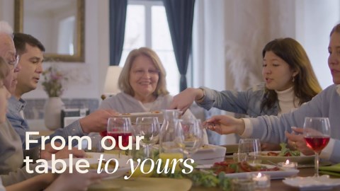 AVO Organic Safflower Oil for Cooking, Frying, Baking, Salads, Vinaigrette, Marinades. General Cooking Oil 64 Fl-oz (Half a Gallon), No preservatives, Naturally Processed, High Smoke Point 465°F