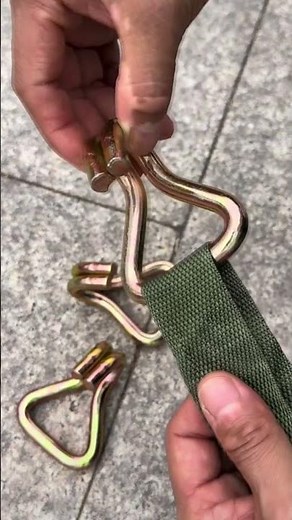 Detailed demonstration of Ratchet Straps Double J Sling Hook for Cargo Control