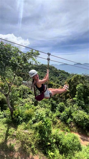 Exploring the Zip Line Experience in El Nido