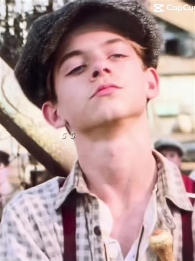 Exploring Gabriel Damon’s Role in Newsies: A 90s Musical