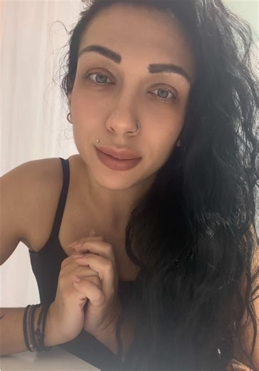 Bullying-σιωπή-νεύρα. Καμία μάνα δεν θέλει να αντιμετωπίσει αυτό με το παιδί της. Ίσως αυτή η ιστορία αγγίξει και το δικό σου παιδάκι… μείνε μέχρι το τέλος!❤️ #athina_michou #mom #oneiropolhs #book #kids